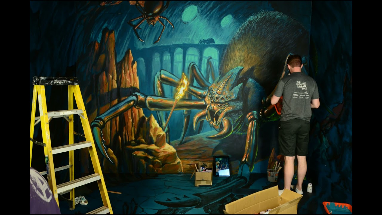 Time-lapse of Chris Carlson creating the Spider Queen 3D Mural 3D chalk art
